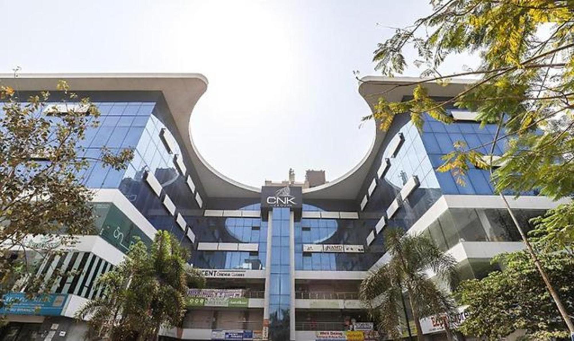 Hotel O Marigold Surat Exterior photo